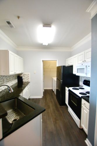 1505 Cambridge Lakes Dr, Mount Pleasant SC  29464-7301 exterior