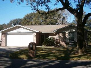 7723 Tippin Ave, Pensacola, FL 32514-6352