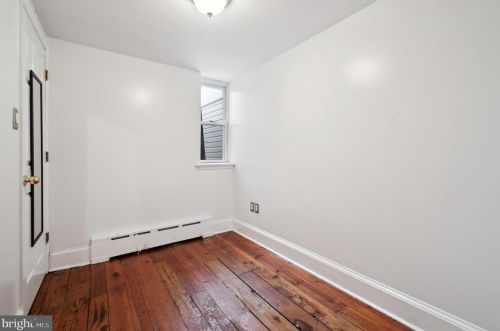 927 Dudley St, Philadelphia PA 19148-2321 exterior