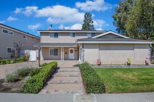 3581 Claremore Ave, Long Beach, CA 90808-3104