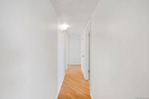 881 Victor St, Denver CO 80011-6548 exterior