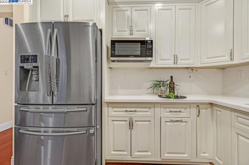 5134 Newington Ct, Pleasanton, CA 94568-7845