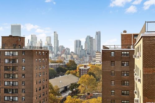 33-43 14th St, Long Island City NY  exterior