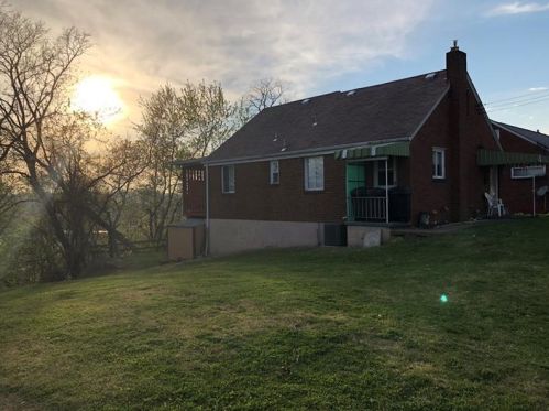 2800 Lafayette St, Mckeesport, PA 15132-5903