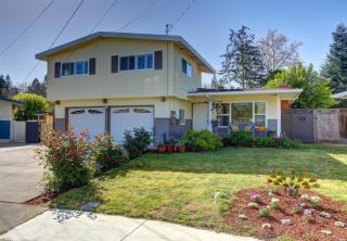 14 Zanco Way, Novato, CA 94947-3067