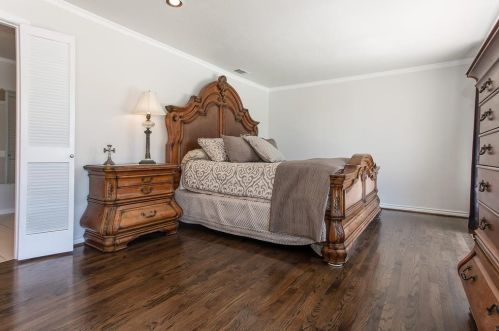 7009 Gateridge Dr, Dallas TX  75254-7935 exterior