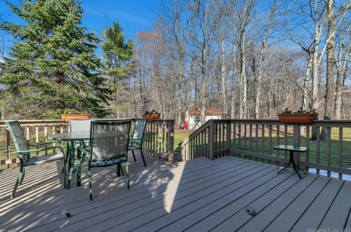 40 Carli Blvd, Colchester CT  06415-1867 exterior