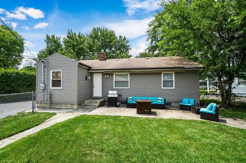 3962 La Rosa Ct, Darbydale OH  43123-2814 exterior