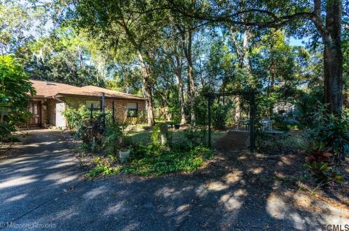 720 Santa Ana Ave, Ormond Beach FL  32174-7435 exterior