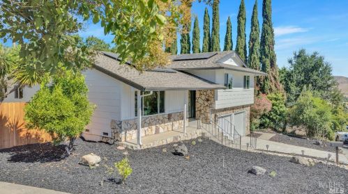 131 Carlisle Way, Benicia CA  94510-1615 exterior