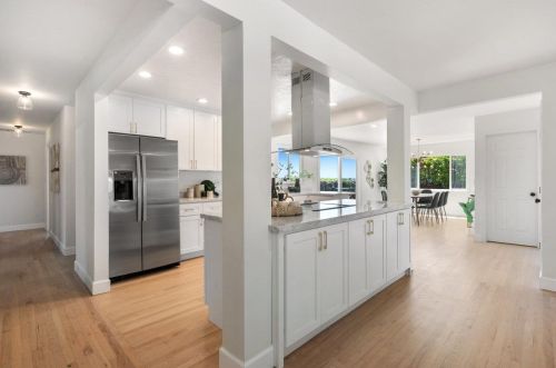 569 Crestmont Dr, Oakland CA 94619-2300 exterior