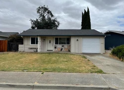 1583 Marigold Rd, Livermore, CA 94551-1251