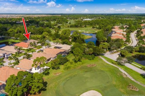 8801 One Putt Pl, Fort Pierce FL  34986-3068 exterior