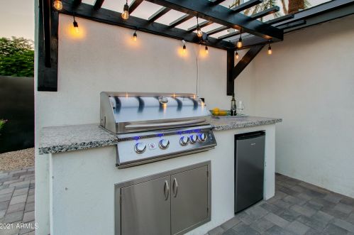 8309 Highland Ave, Scottsdale AZ  85251-1732 exterior