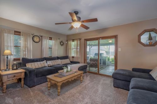 1014 Hinde St, Washington Ch OH  43160-1931 exterior