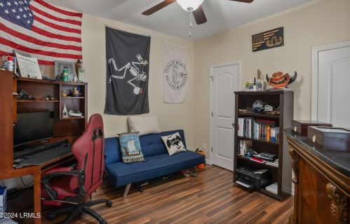 136 Patriot Ct, Beaufort, SC 29906-2410