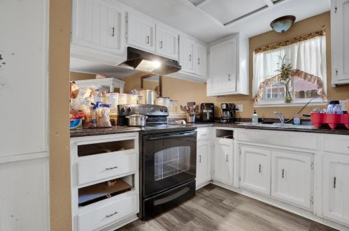 1633 Crowell St, Livingston CA  95334-1854 exterior