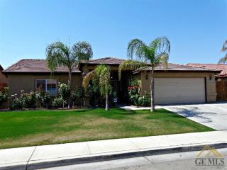 5315 El Palacio Dr, Bakersfield, CA 93307-6983