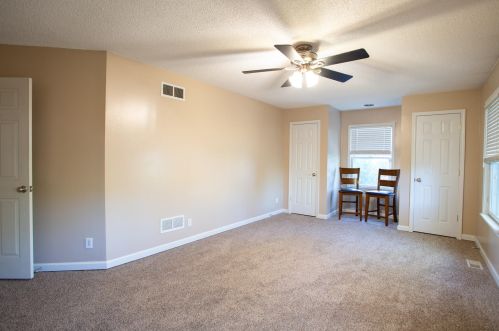 10328 Sunset Dr, Florence KY  41042-3348 exterior