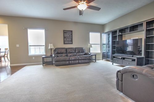 318 Patriot Ct, Liberty Township OH  45036 exterior