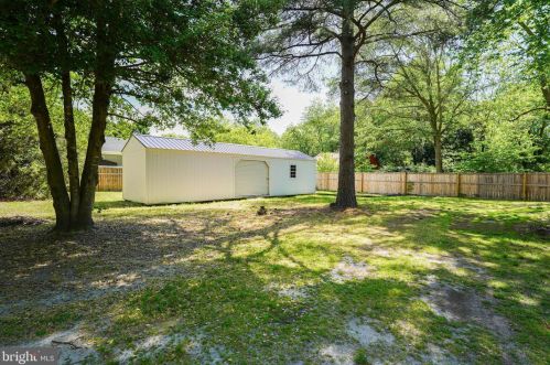 411 6th St, Laurel DE  19956-1363 exterior