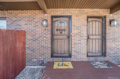 1389 Idalia St, Denver CO  80017-5062 exterior