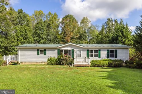 17089 Black Oak Dr, Brandy, VA 22714-1843