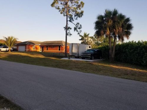 1210 Cloplon St, Lehigh Acres, FL 33974-3600