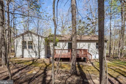 1235 Lakeview Pkwy, Locust Grove VA  22508-5232 exterior