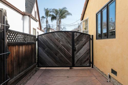 933 California Ave, San Jose CA 95125-2406 exterior