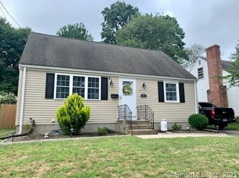40 Rosemont Ave, Bristol, CT 06010-7216