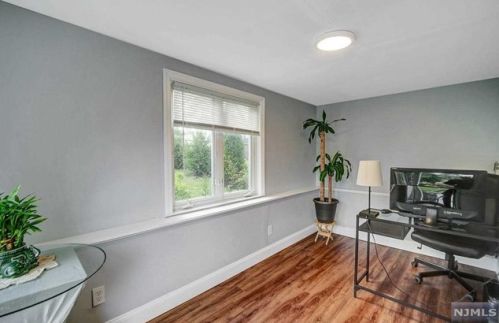 20 Highland Ave, West Milford NJ  07480-3855 exterior