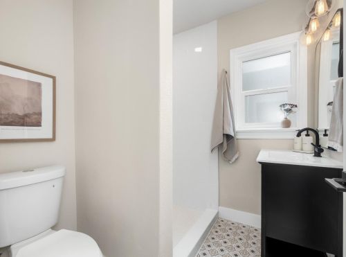 4725 Van Ness Blvd, Fresno CA  93704-3122 exterior