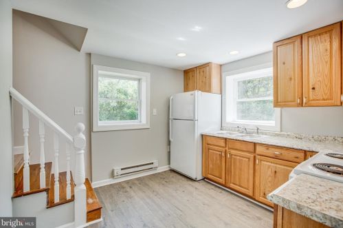 10600 Woodland Dr, Fredericksburg VA  22407-7759 exterior