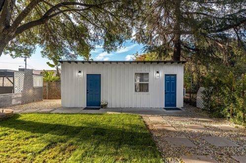 2485 Grandeur Ave, Altadena CA  91001-5548 exterior