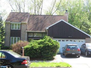 655 Stream Ridge Ln, Langhorne, PA 19053-6532
