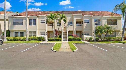 6050 Bahia Del Mar Cir, Saint Petersburg, FL 33715-3304