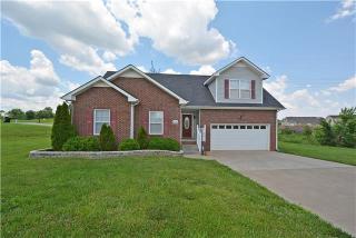3700 Wheatfield Ln, Clarksville, TN 37040-5466
