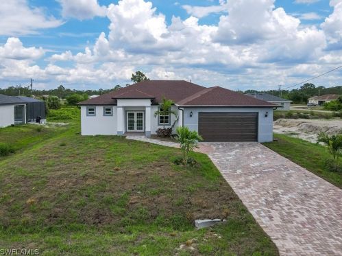 743 Downer Ave, Lehigh Acres, FL 33974-0579