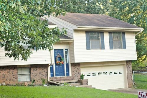 2007 Cenwood Dr, Jonesboro, AR 72401-3607