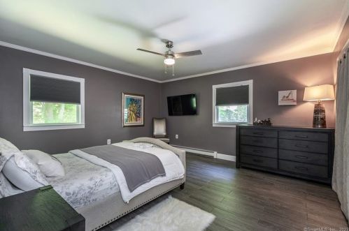 75 Candle Hill Rd, Danbury CT  06812-2412 exterior