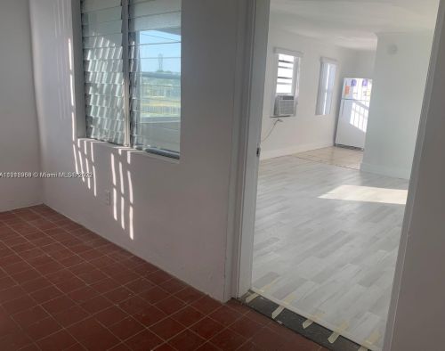 1444 28th St, West Palm Beach FL  33404-4140 exterior