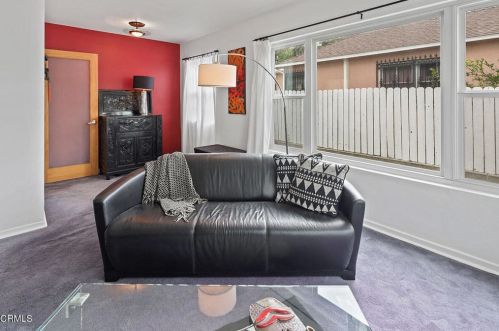 321 Poppyfields Dr, Altadena CA  91001-4223 exterior