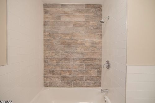 451 River Rd, Rahway NJ  07065-4203 exterior