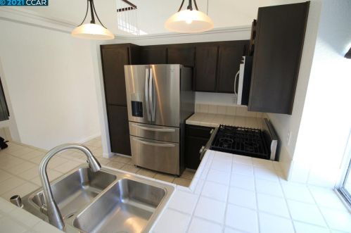 92 Concannon Ct, Oakley, CA 94561-3004