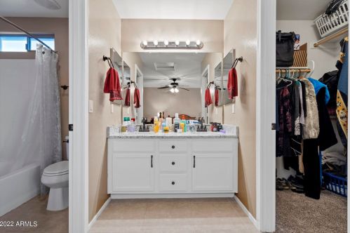 5014 6 St, Phoenix AZ 85012-1311 exterior