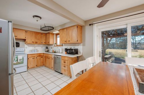 2659 Devils Backbone Rd, Cincinnati OH 45233-4421 exterior