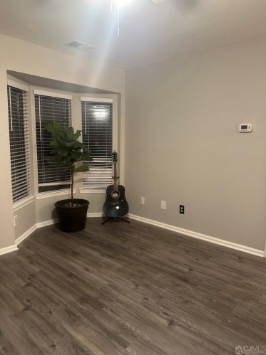 17 Lear Ct, East Brunswick NJ  08816-1863 exterior