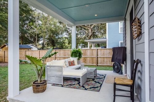 824 Toler Dr, Mount Pleasant SC  29464-4015 exterior