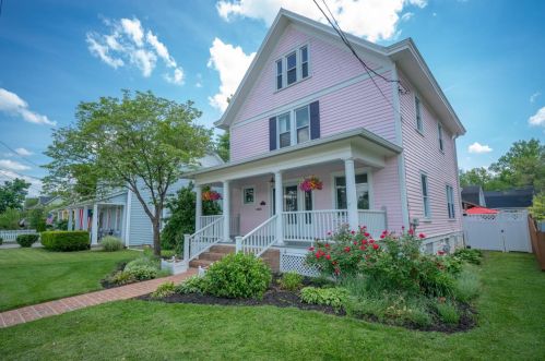 582 Main St, Milford, OH 45150-1166